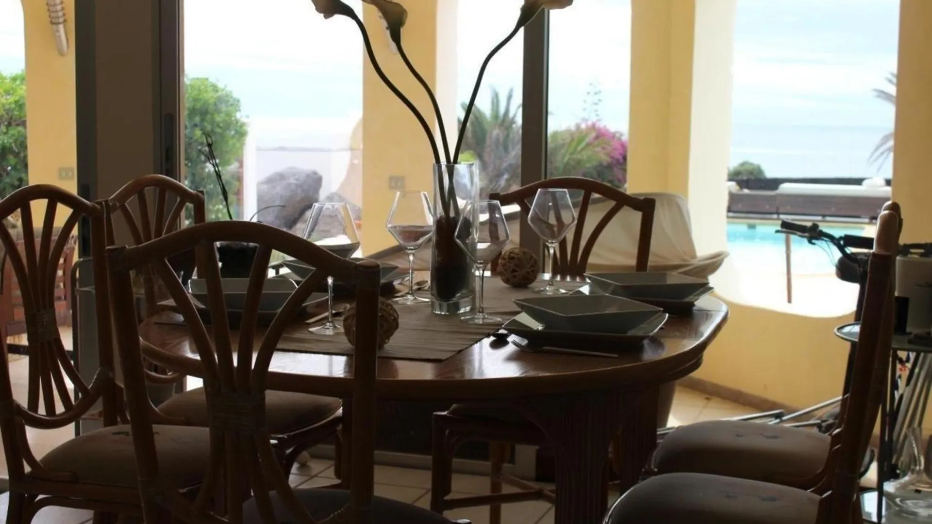 Finca Sin Pena Mit Pool, Whirlpool Und Sauna Puerto del Carmen  Spain