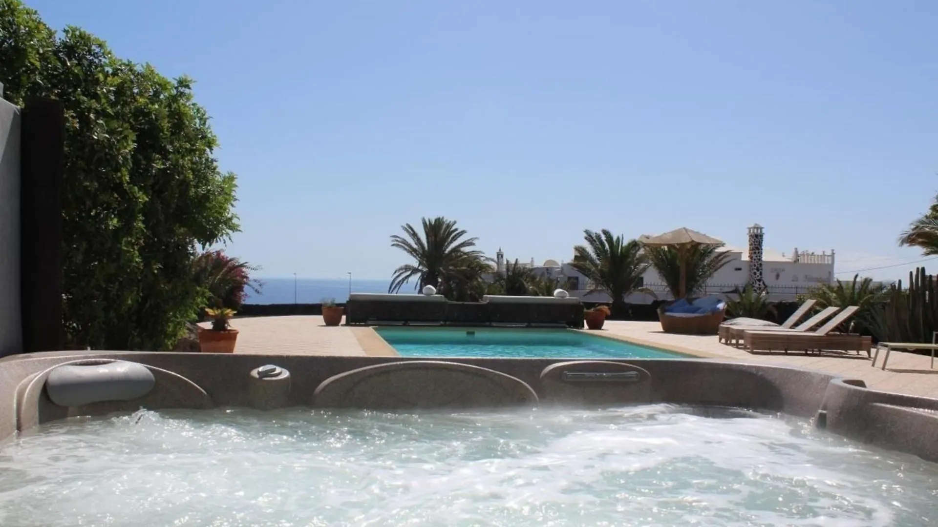 Finca Sin Pena Mit Pool, Whirlpool Und Sauna Puerto del Carmen  Spain